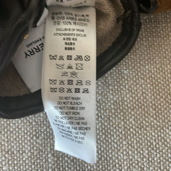 BURBERRY Checked Paneled Wool Gloves with Leather Trim - Size 7.5 - Picture 12 of 15